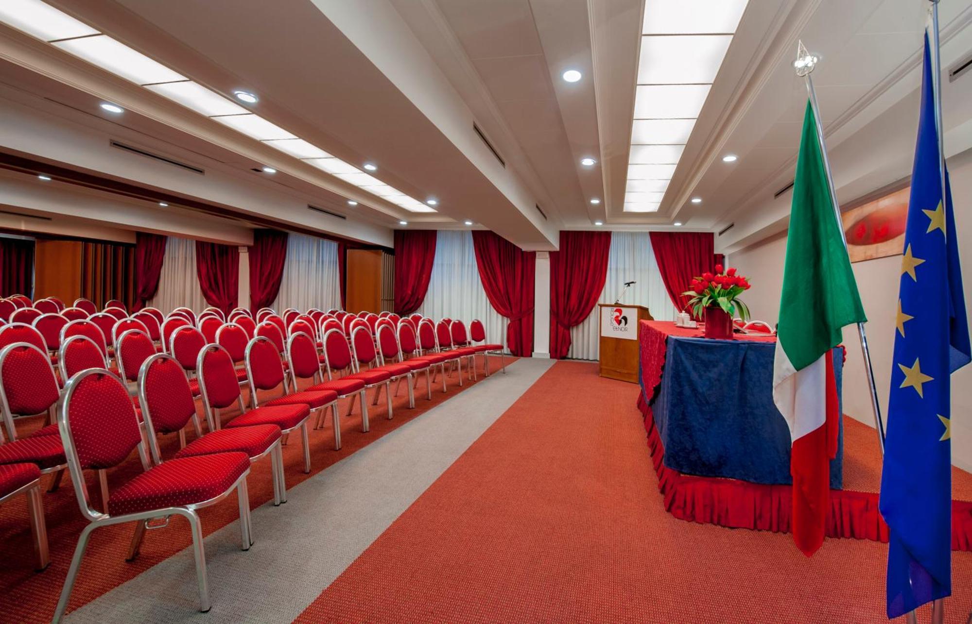 Quality Hotel Rouge Et Noir Rome Bagian luar foto